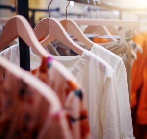 Tri de garde-robe/ relooking femmes et relooking hommes chez Style Unique à Toulouse